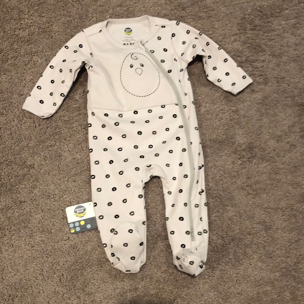 NWT Nested Bean footie pajamas size 6-12 mo